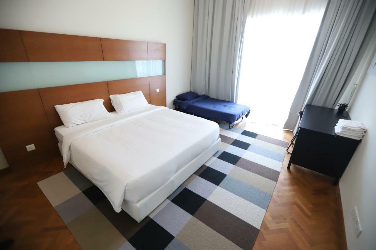 The Straits Quay Marina By Messina Clive Apartment จอร์จทาวน์ ภายนอก รูปภาพ