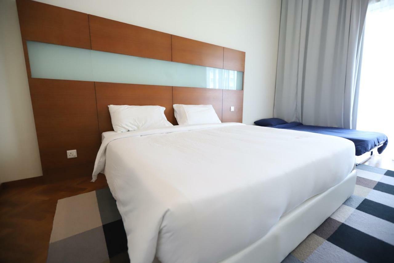 The Straits Quay Marina By Messina Clive Apartment จอร์จทาวน์ ภายนอก รูปภาพ