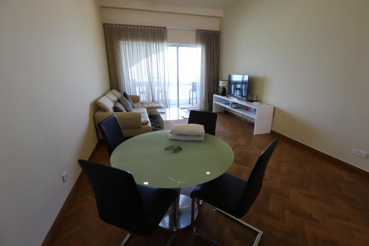 The Straits Quay Marina By Messina Clive Apartment จอร์จทาวน์ ภายนอก รูปภาพ